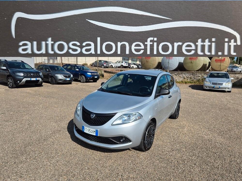 Lancia Ypsilon 1.2 69 CV 5 porte Elefantino Blu