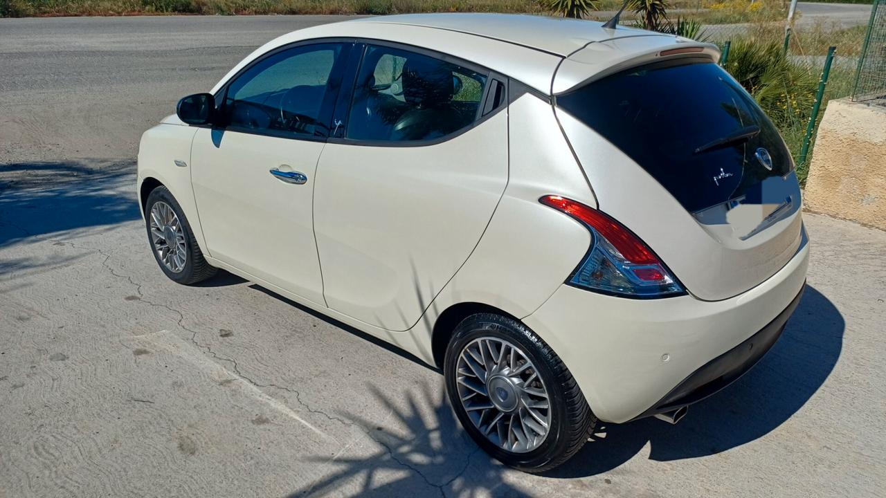 Lancia Ypsilon 1.3 MJT 16V 95 CV 5 porte S&S Platinum