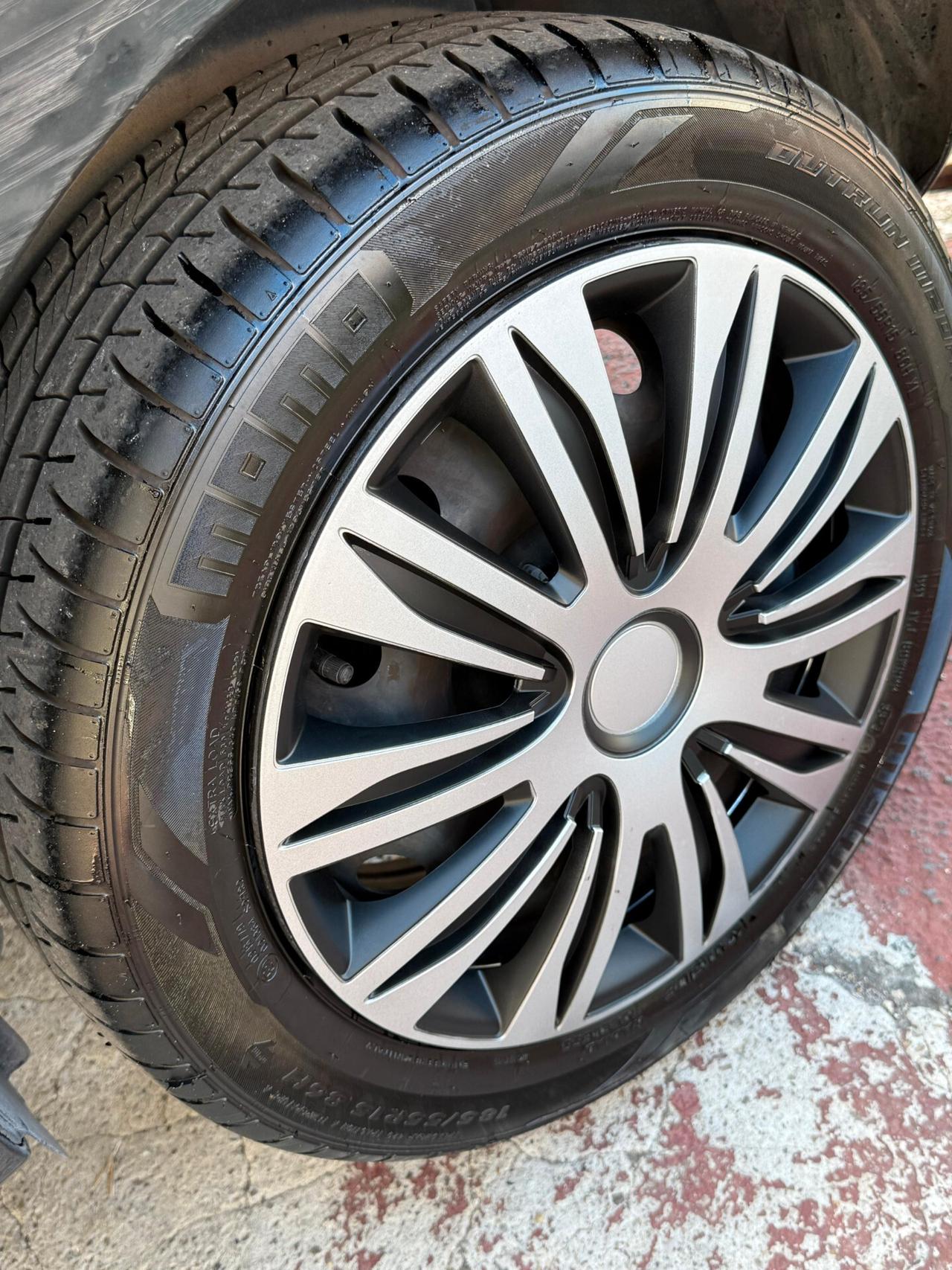 Lancia Ypsilon GPL 69cv *IDEALE PER NEOPATENTATI