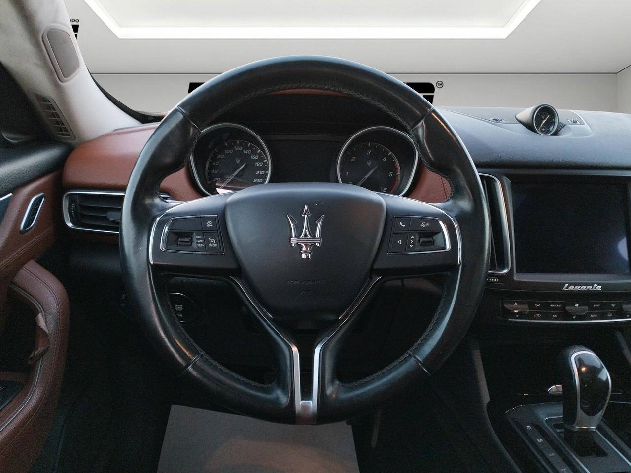 Maserati Levante V6 Diesel 275 CV AWD Granlusso - PER OPERATORI DEL SETTORE