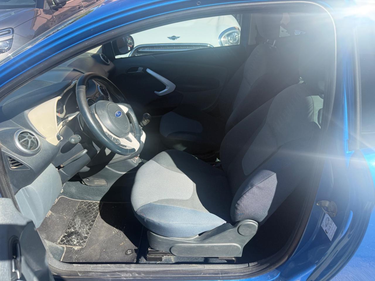 Ford Ka 1.3 TDCi 75CV Titanium