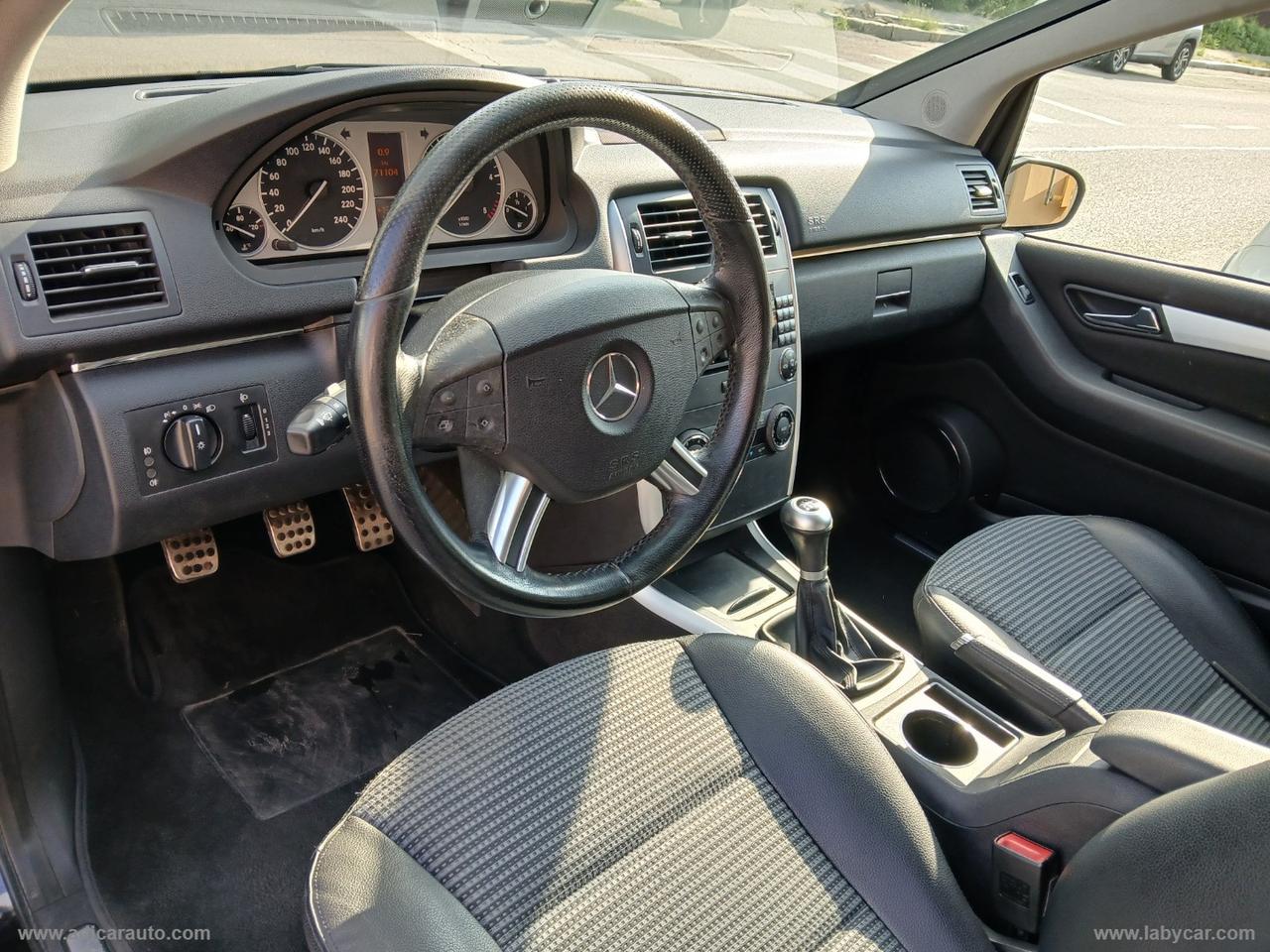 MERCEDES-BENZ B 200 CDI Sport