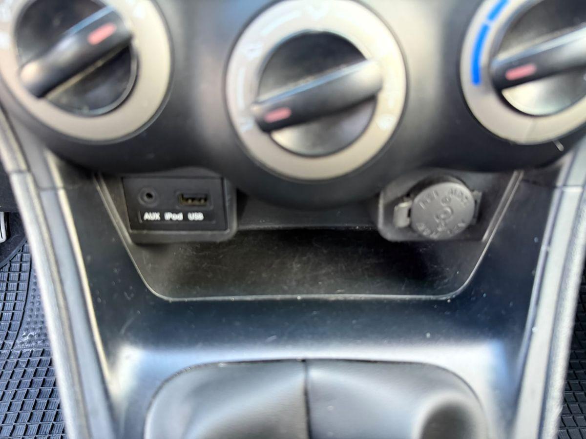 HYUNDAI - i10 - 1.1 12V Fiorucci