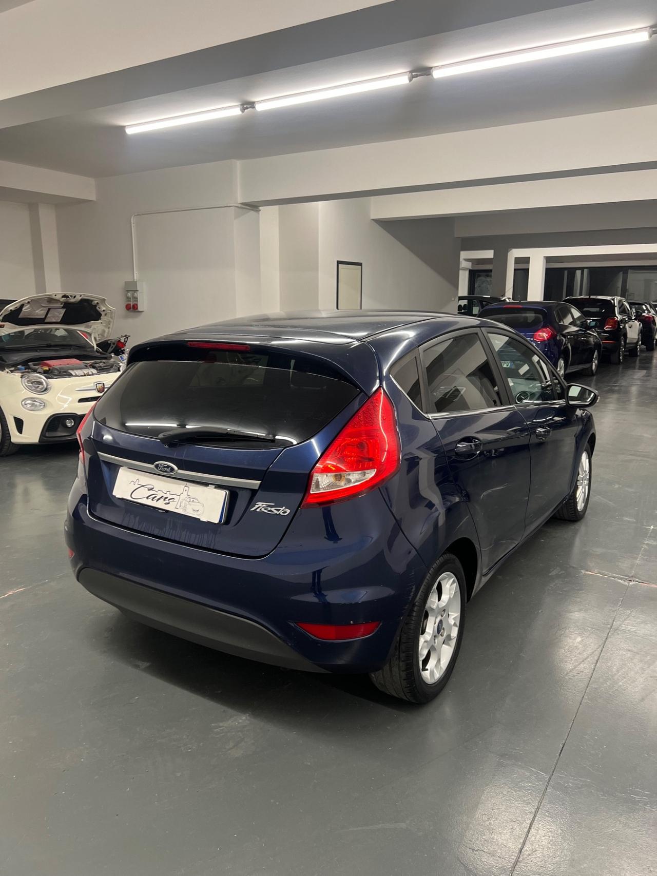 Ford Fiesta 1.4 TDCi 70CV 5 porte Titanium
