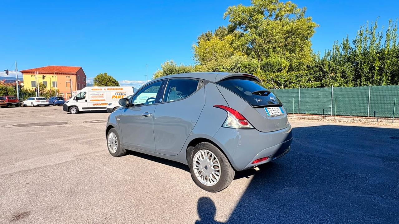 Lancia Ypsilon 1.2 69 CV 5 porte GPL Ecochic Gold