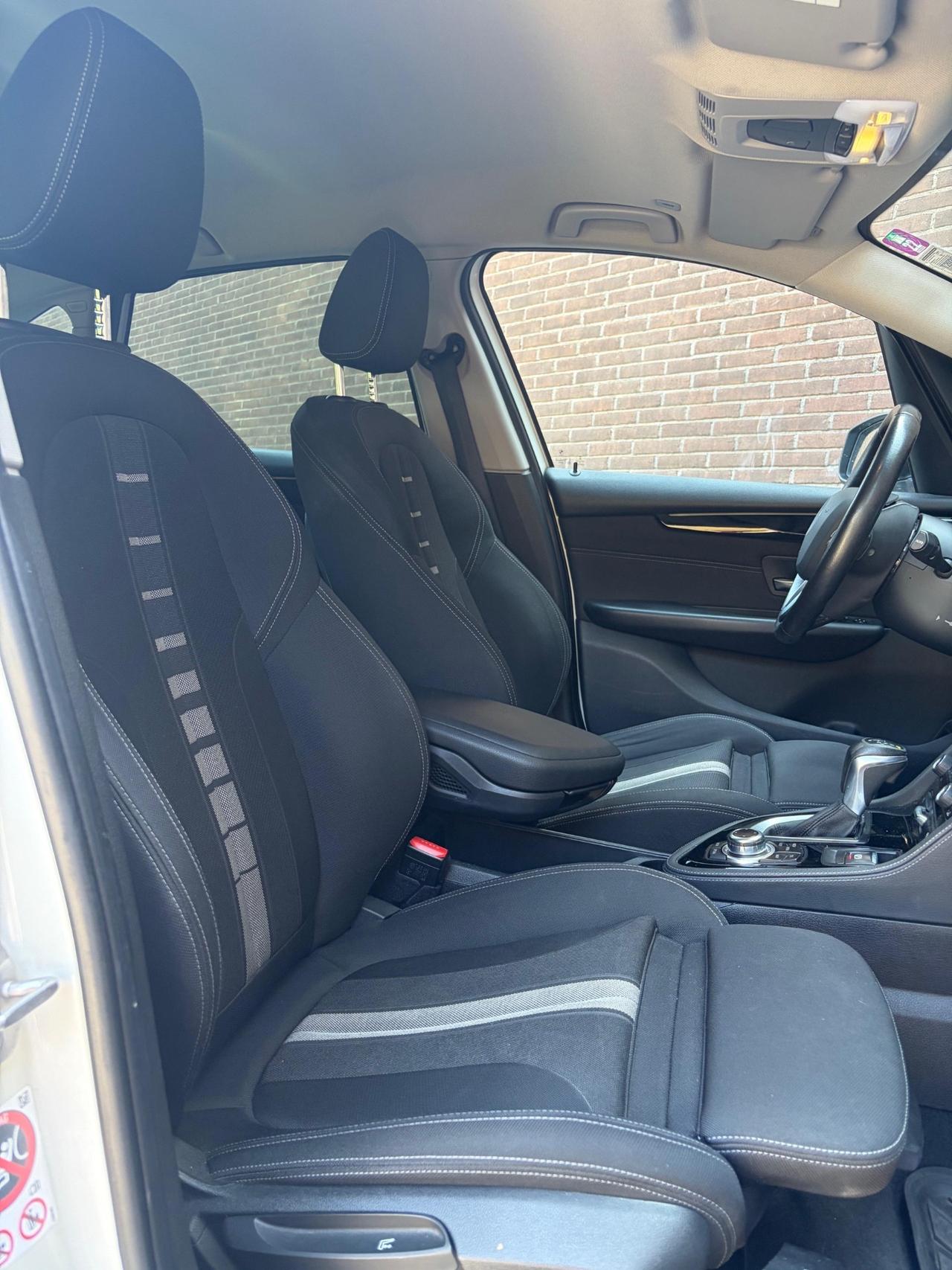 Bmw 2er Active Tourer 218d Luxury