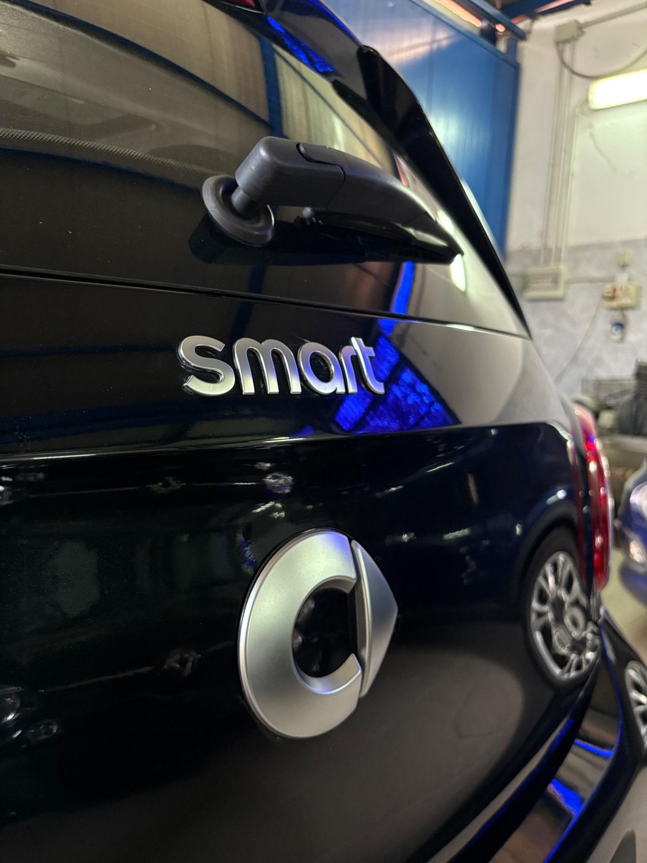 Smart ForFour Total Black 1.0 Benz