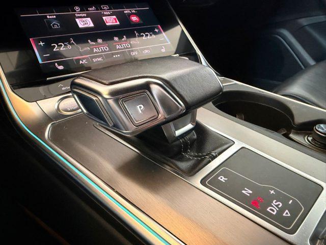 AUDI A6 Avant 3.0 TDI quattro Busin. //S LINE//MATRIX//