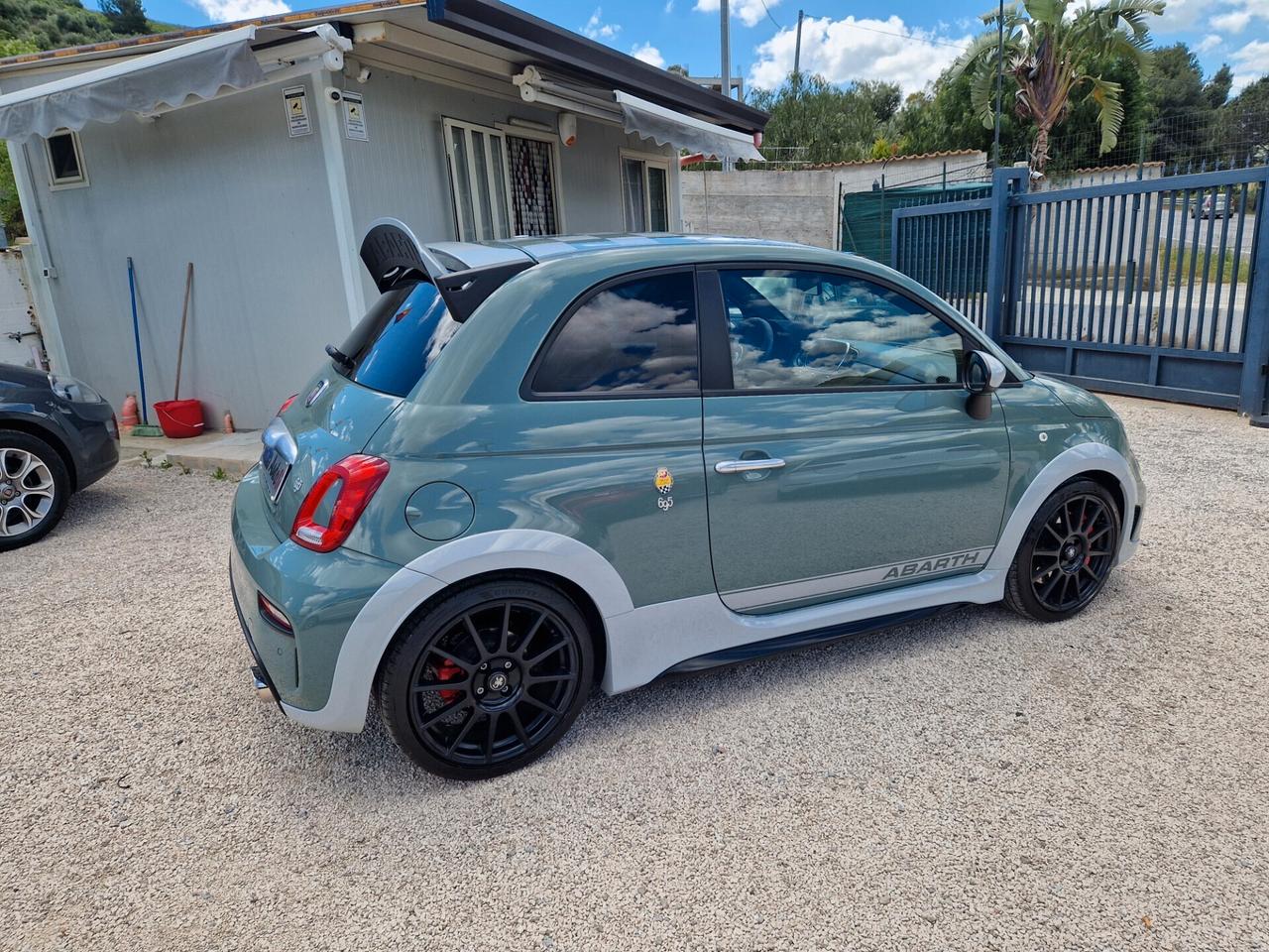 Abarth 695 1.4 Turbo T-Jet 180 CV 70°