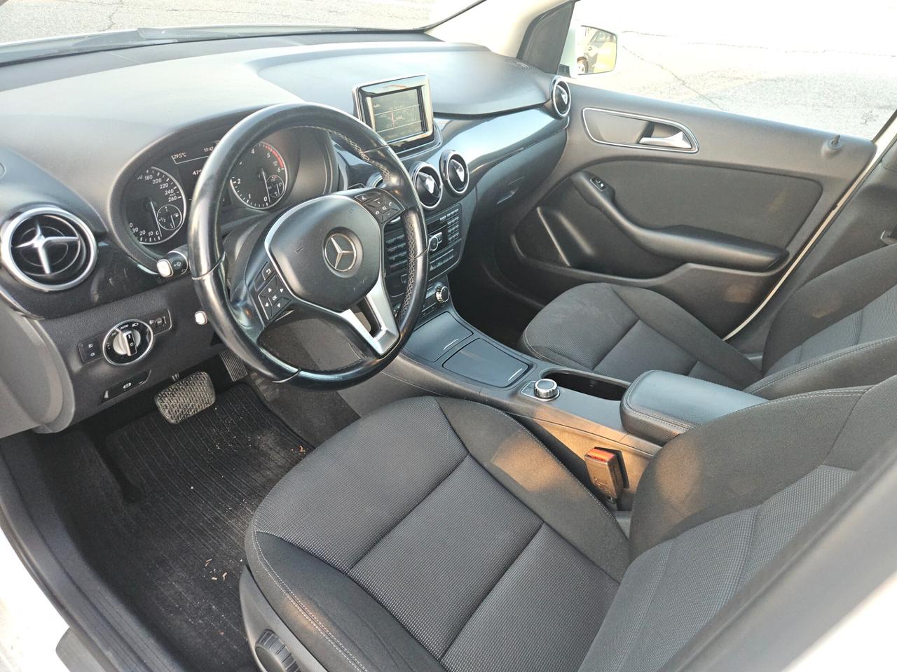 Mercedes-benz B 180 B 180 CDI Automatic Premium