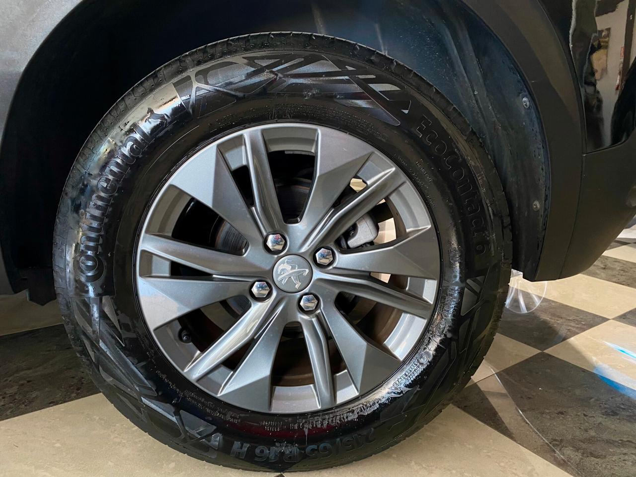 Peugeot 2008 PureTech 100 S&S Active-2022