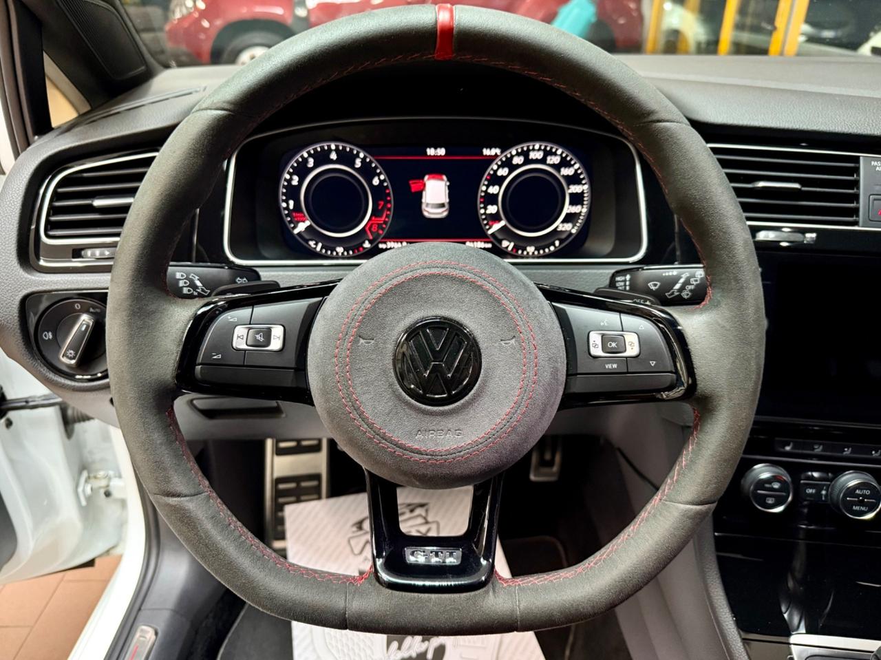 VW Golf Vll GTI 2.0TSI 245cv DSG E6