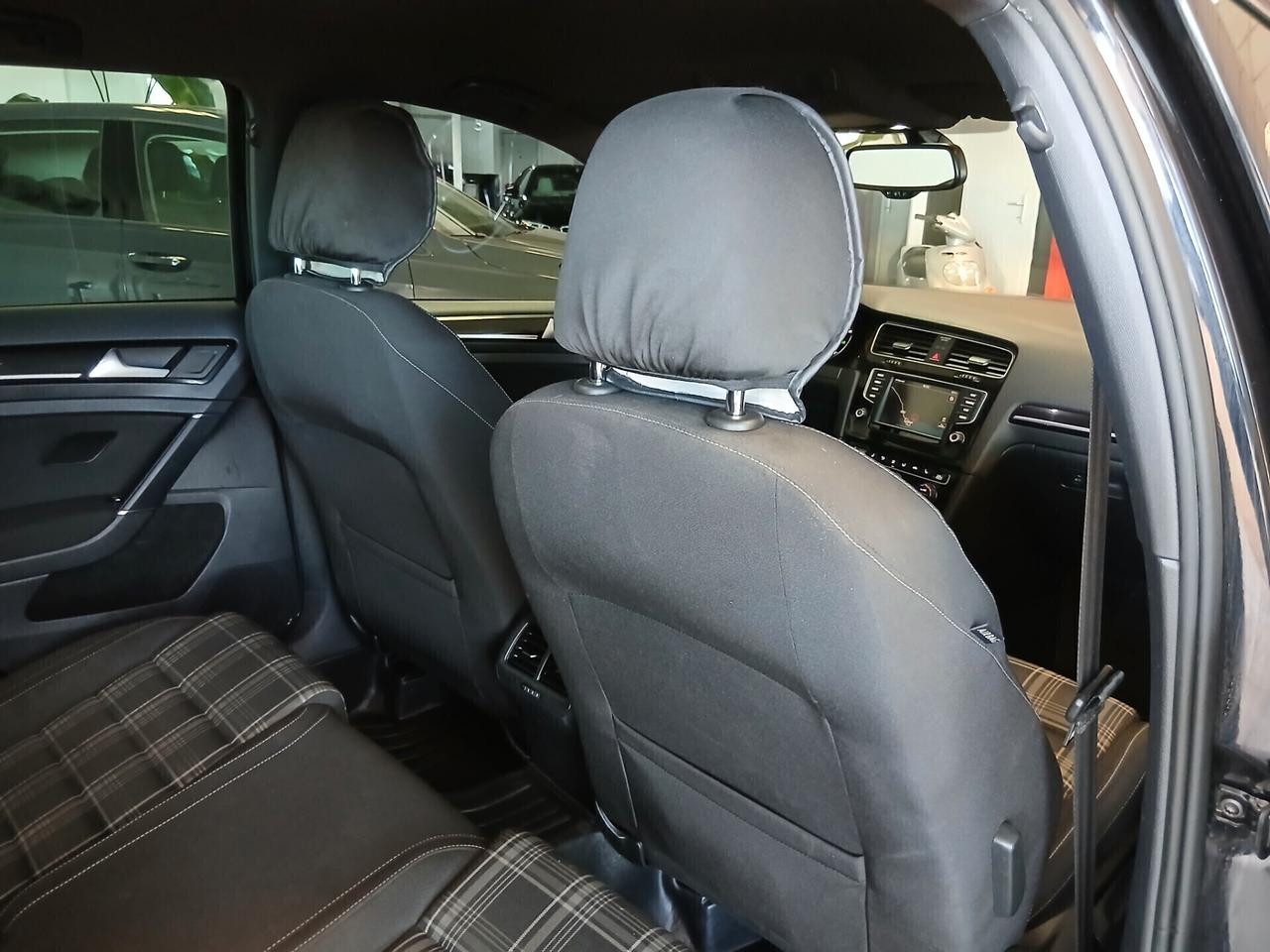 Volkswagen Golf 7 GTD 2.0 TDI DSG 184CV GARANTITA