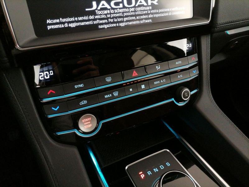 Jaguar F-Pace 2.0d i4 Portfolio awd 180cv auto my20