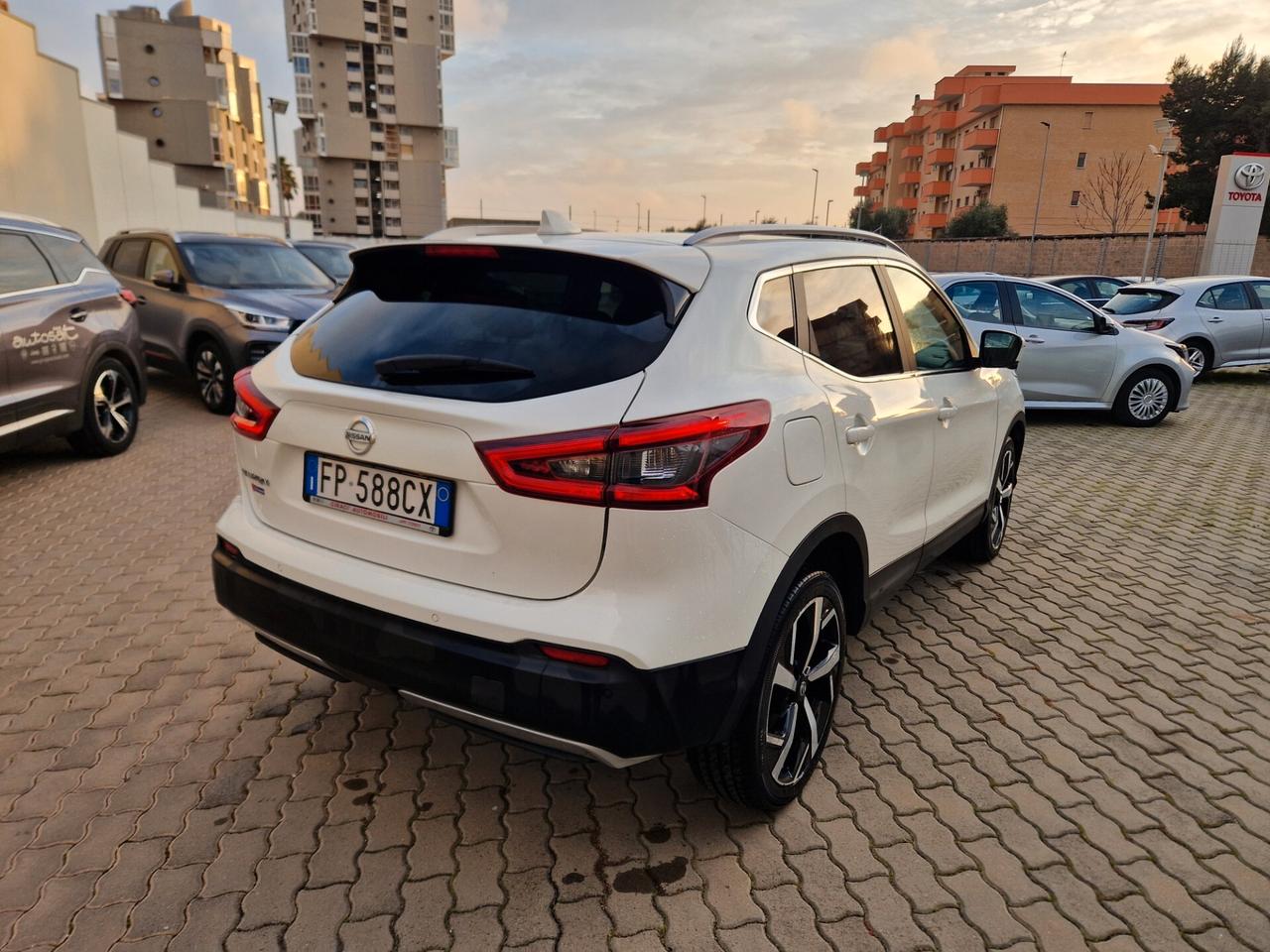 Nissan Qashqai 1.6 dCi 2WD XTronic Tekna