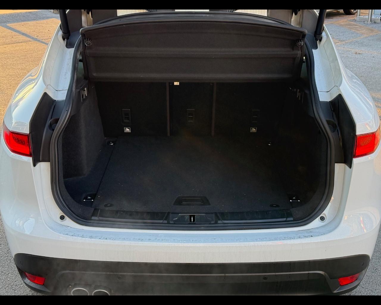 JAGUAR F-Pace (X761) - F-Pace 2.0 D 180 CV aut. Pure