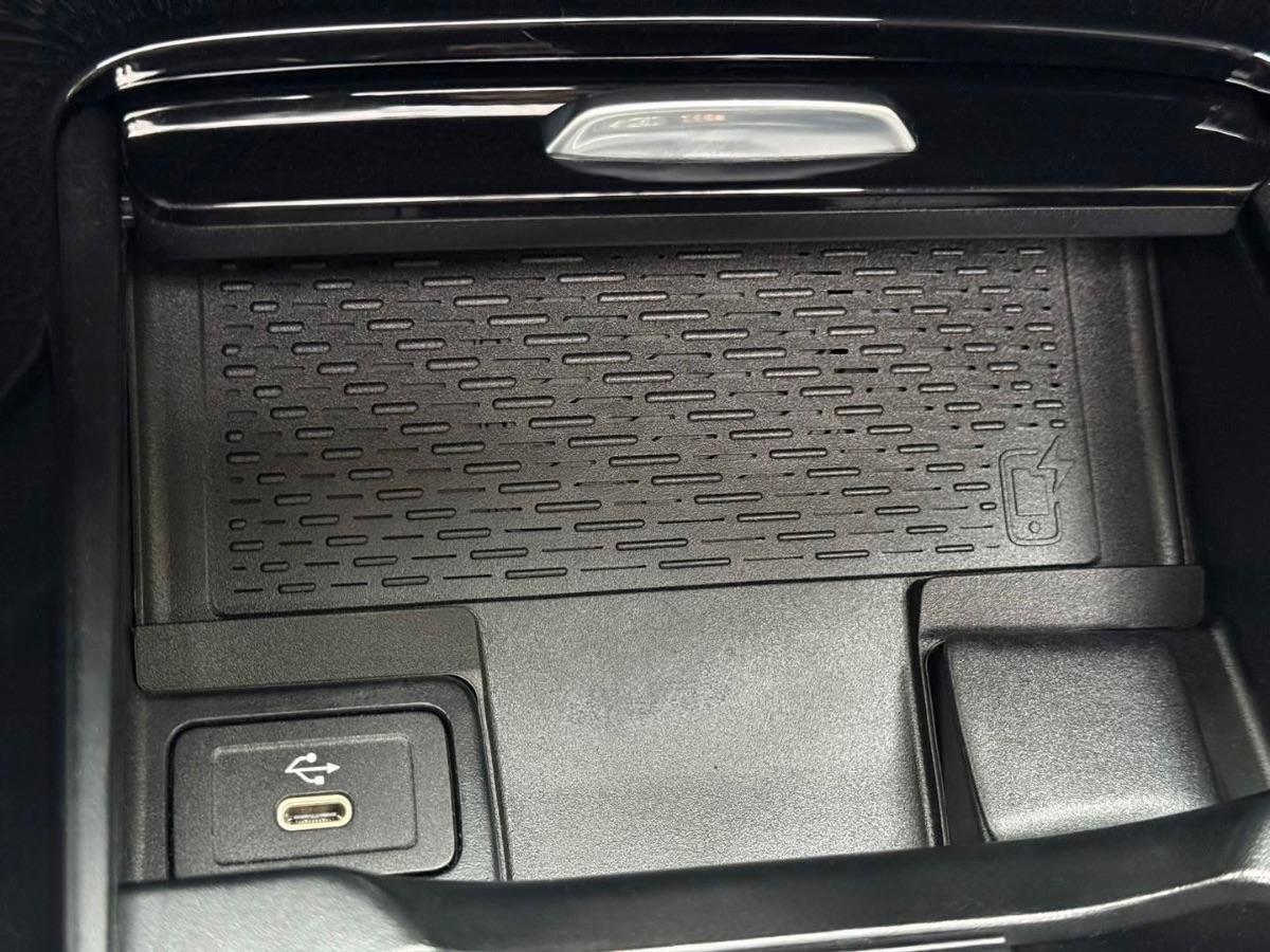 New Mercedes GLA 200d Premium AMG Night Edition 150CV