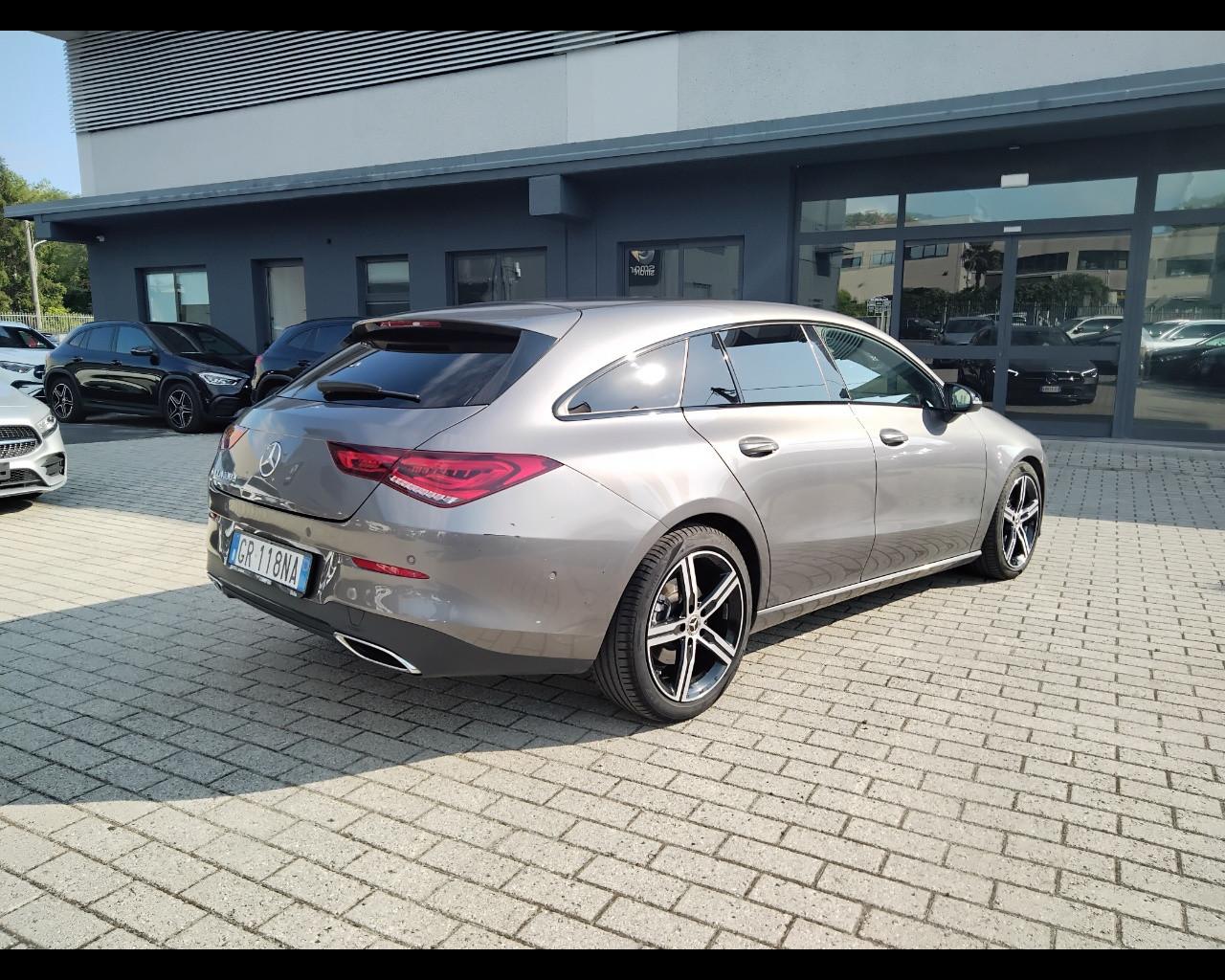 Mercedes-Benz CLA Sh.Brake - X118 - CLA Shooting Brake 180 d Sport auto