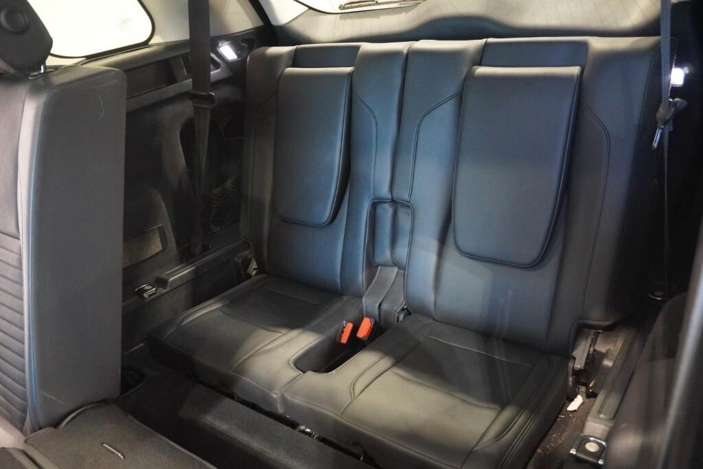 LAND ROVER DISCOVERY SPORT 2.0D TD4 163CV AUTO 7POSTI AWD SE ( FARI LED - TETTO PANORAMICO - ADAPTIVE CRUISE - PELLE - NAVI - MIRROR - PDC - TELECAMERA POST. - CERCHI 20 )
