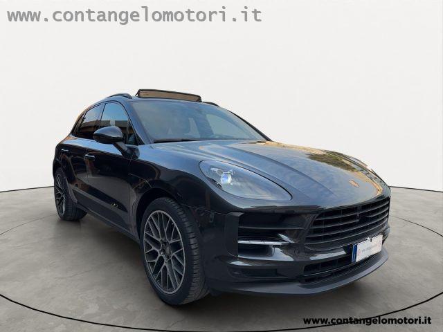 PORSCHE Macan 2.0