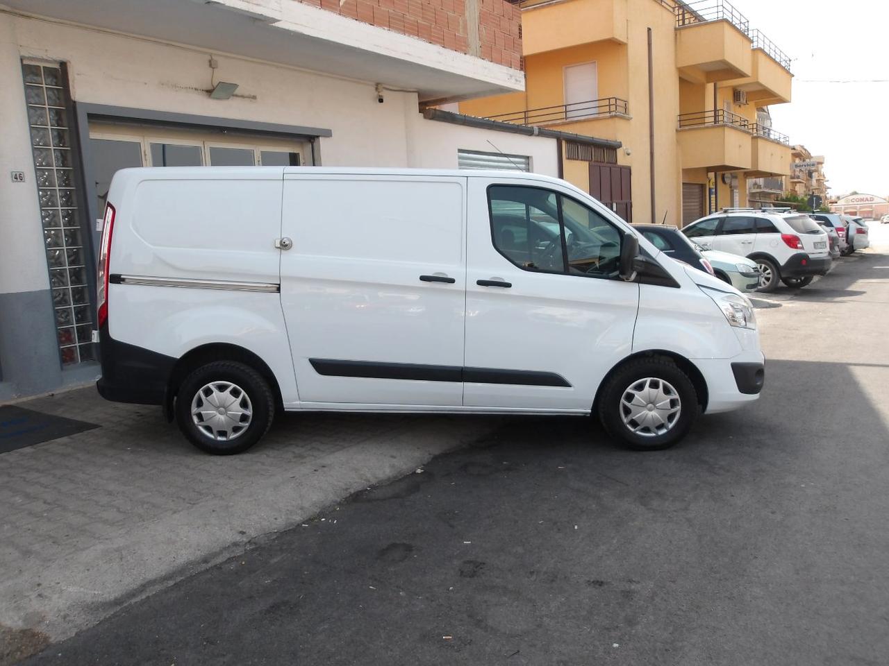 FORD Transit Custom 2.0 tdci 130cv Entry