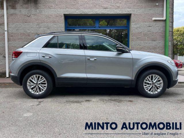 VOLKSWAGEN T-Roc 1.5 TSI 150CV DSG LIFE KM-0 PRONTA CONSEGNA