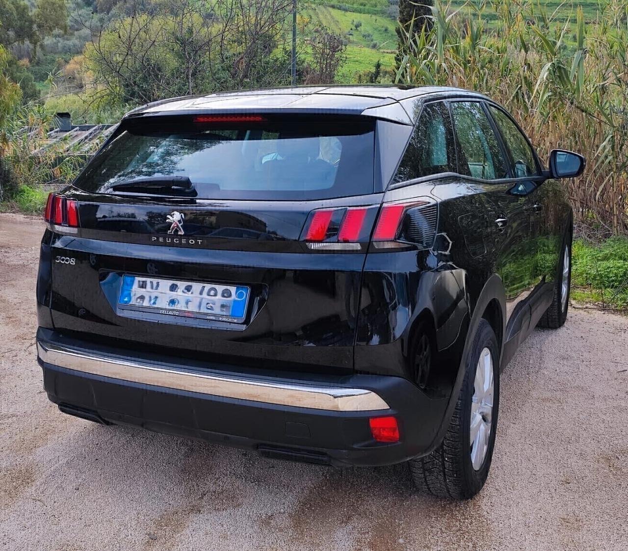 Peugeot 3008 BlueHDi 130 S&S Business