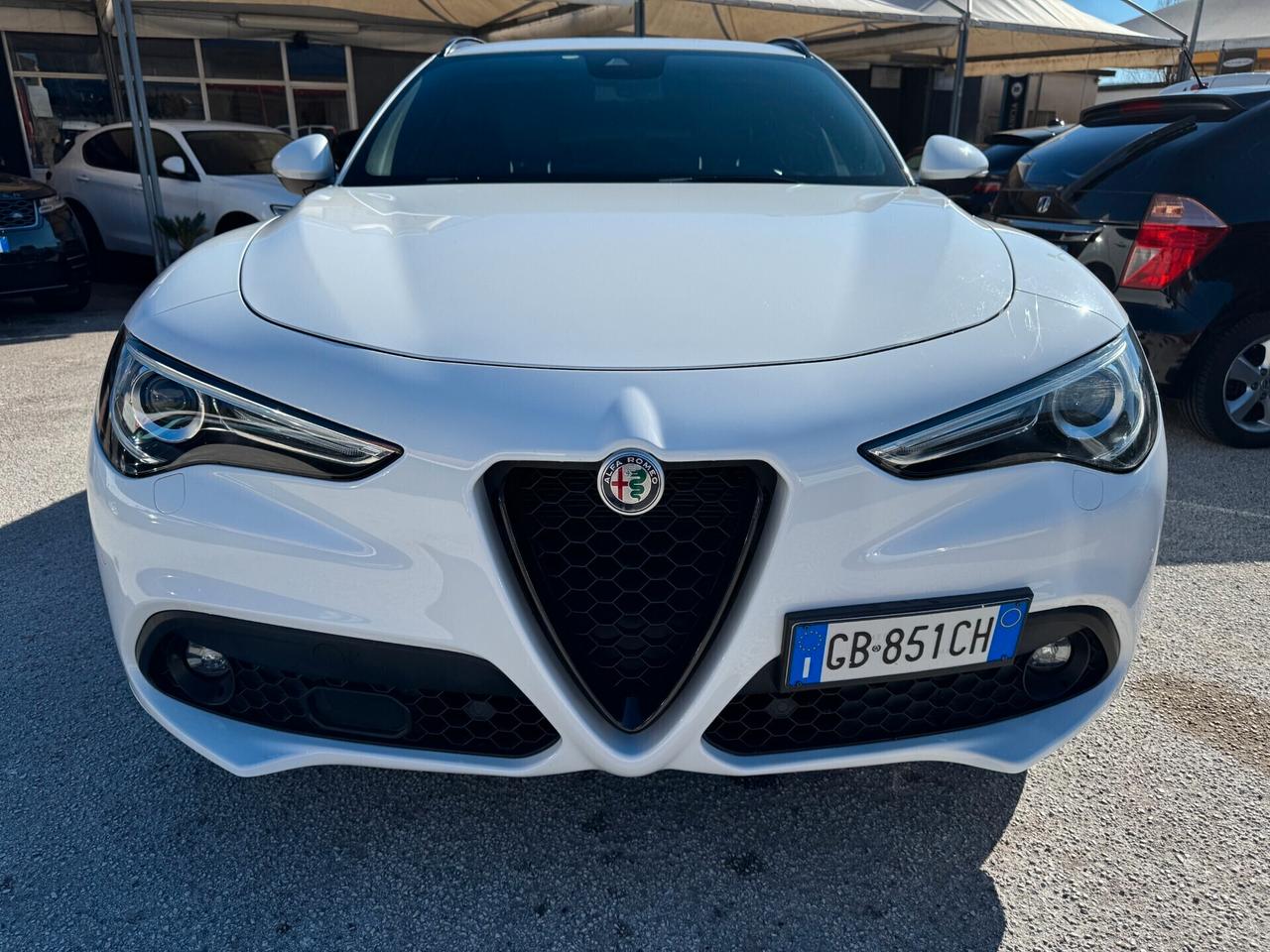 Alfa Romeo Stelvio 210 CV Q4 Veloce (gancio traino elettrico)