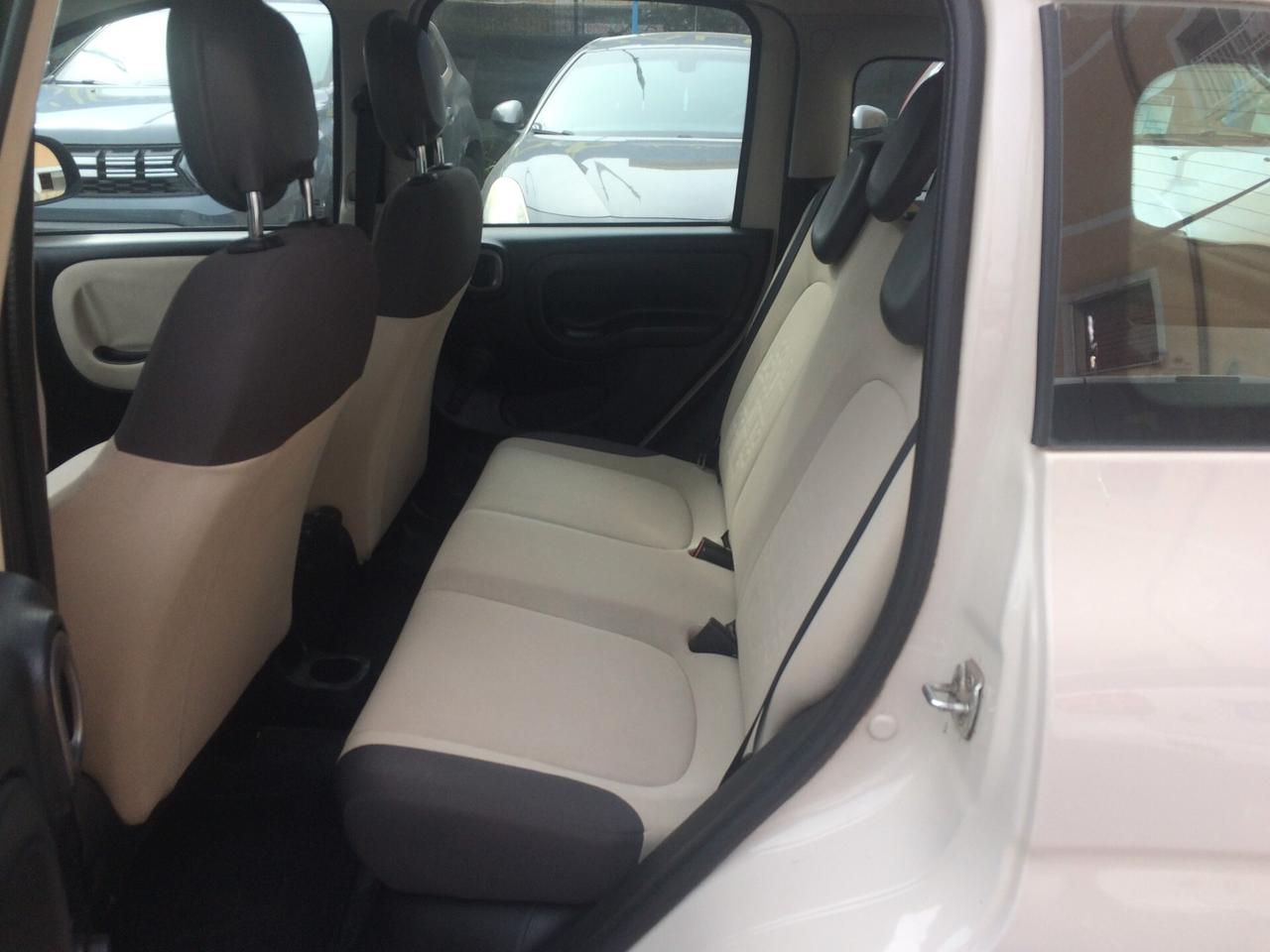 2013 Fiat Panda 1.2 gpl Lounge tagliandata con cinta distribuzione eseguita a km 122000!!!
