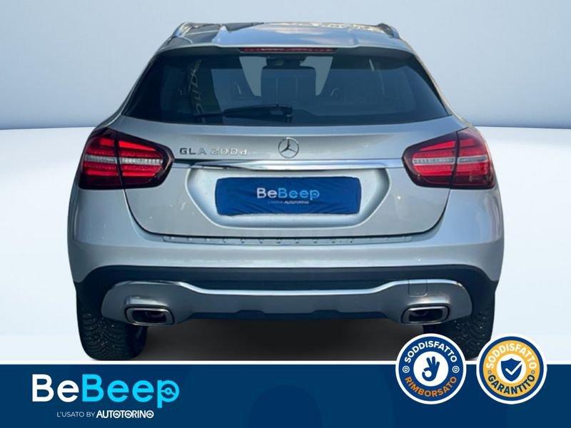 Mercedes-Benz GLA 200 D SPORT AUTO