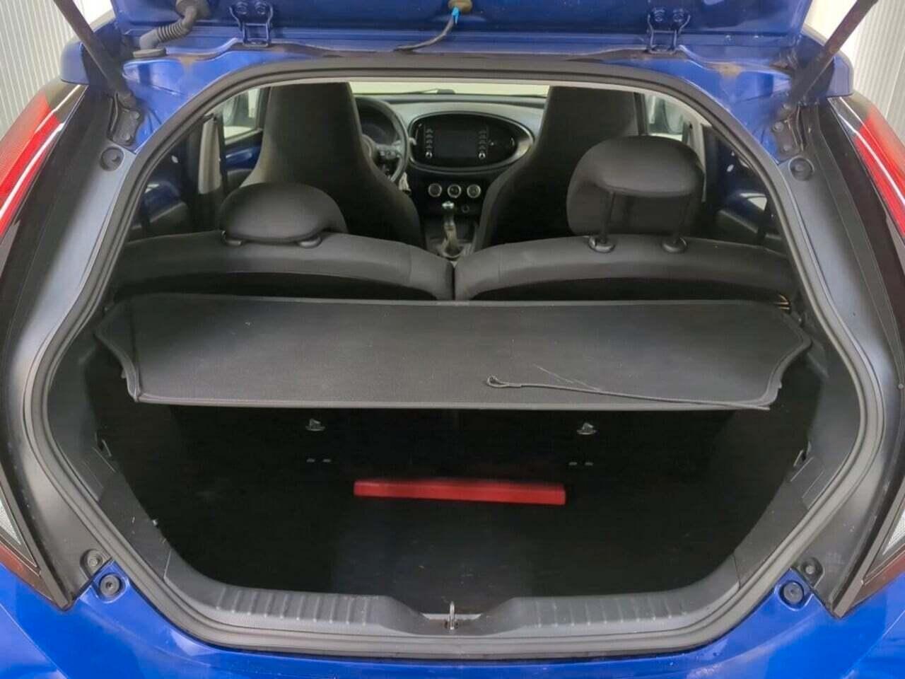 Toyota Aygo X 1.0 VVT-i MT Play