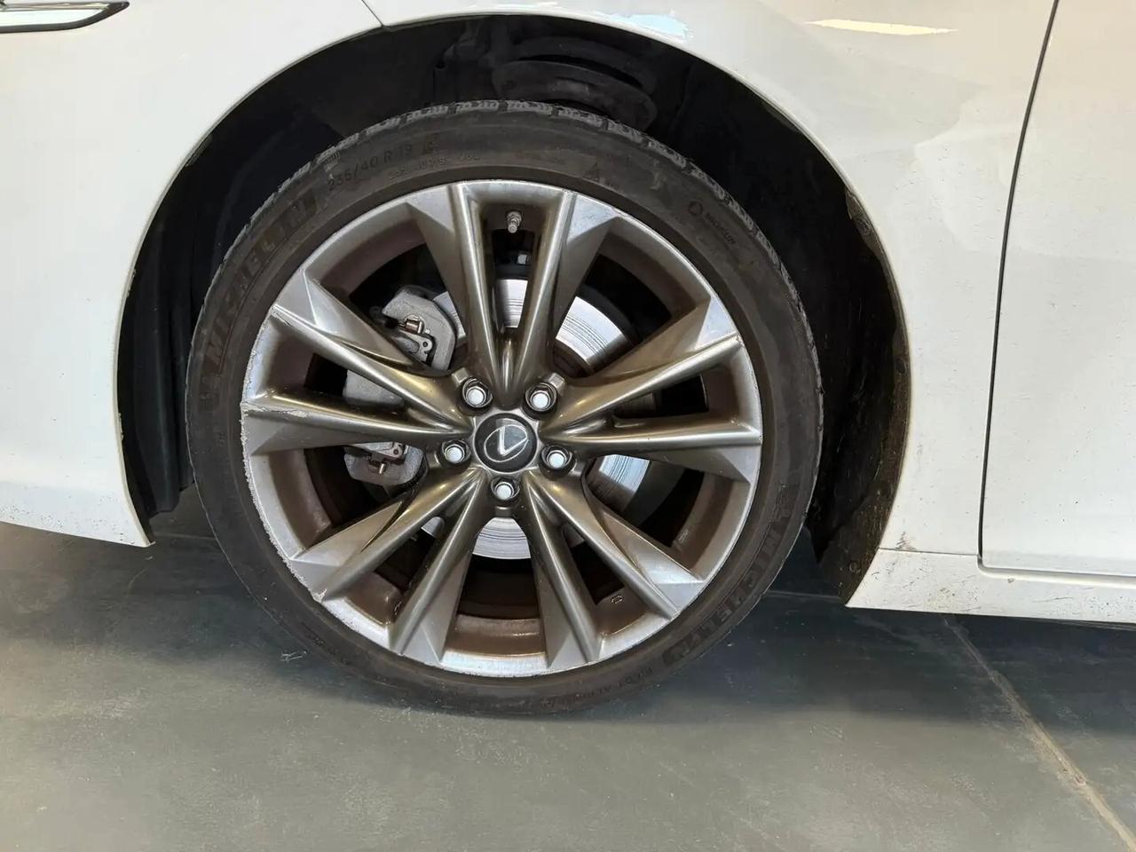 Lexus ES ES Hybrid FSport