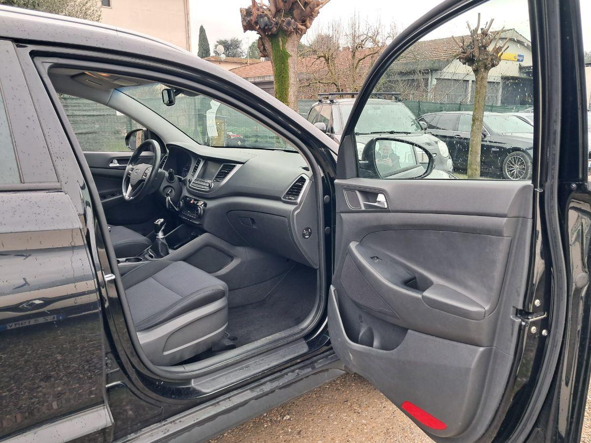 HYUNDAI - Tucson - 1.7 CRDi XPossible