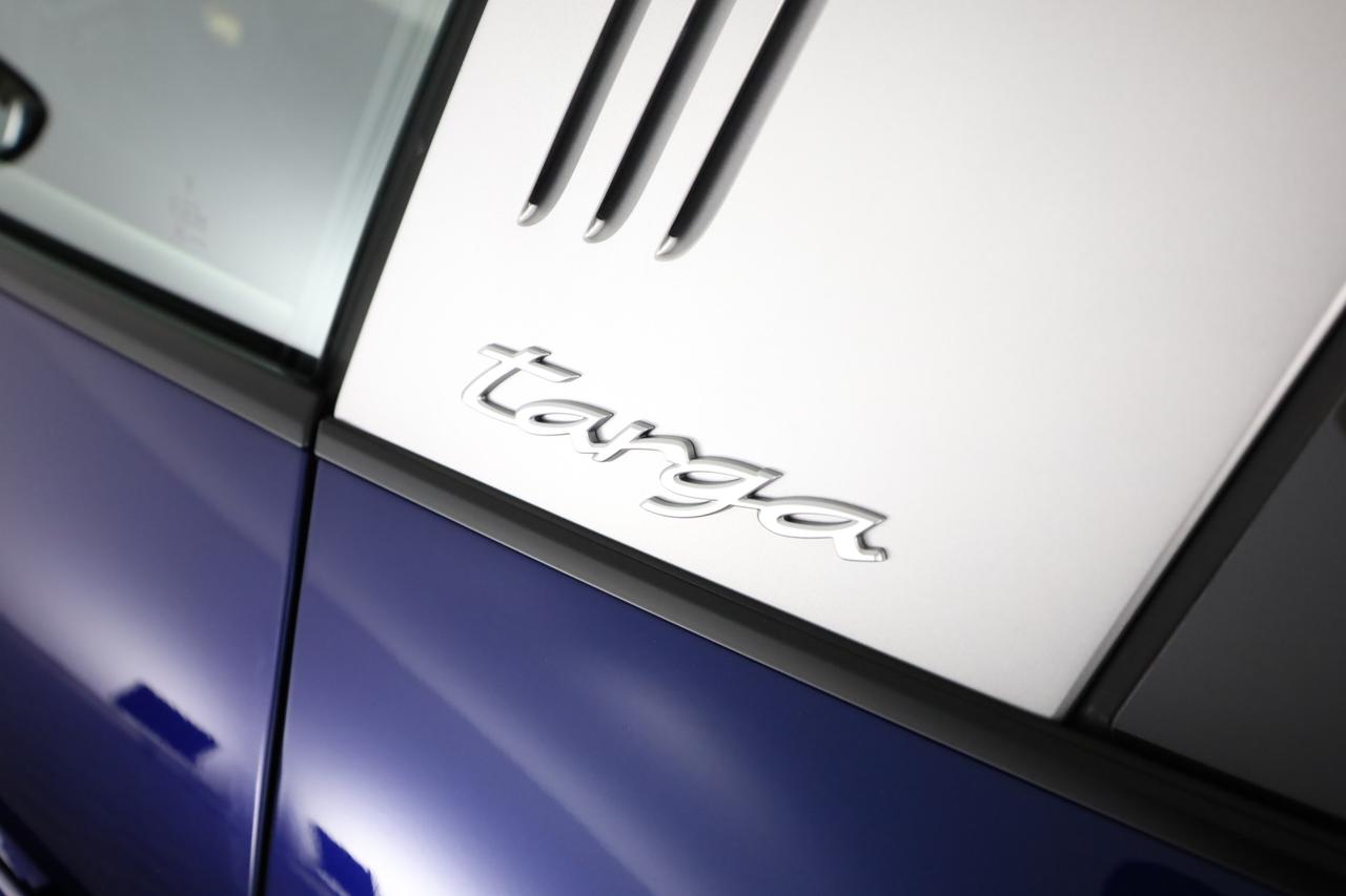 PORSCHE 911 (992) 911 Targa 4