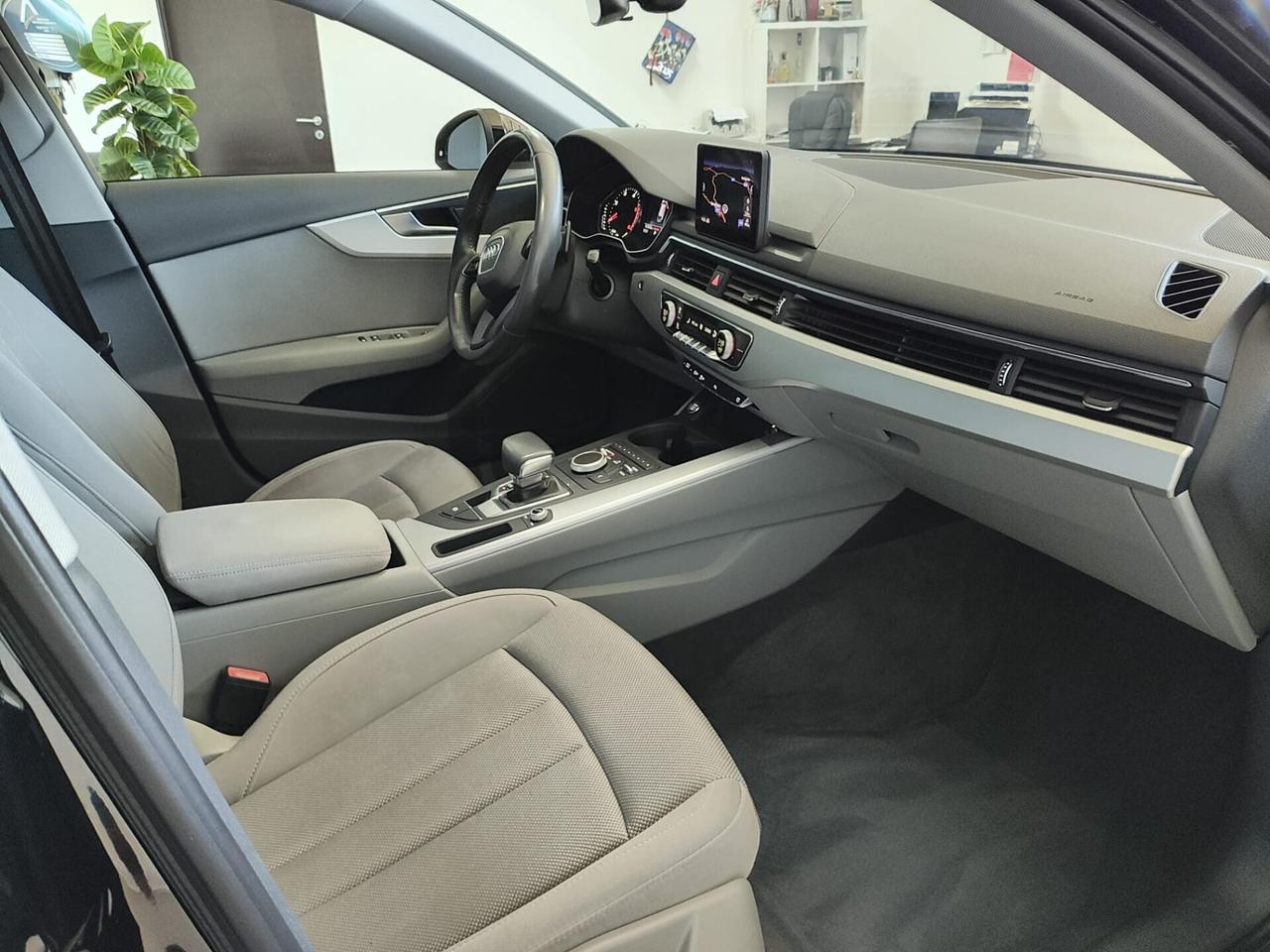 Audi A4 Avant 2.0 TDI 122 CV Sport automatica