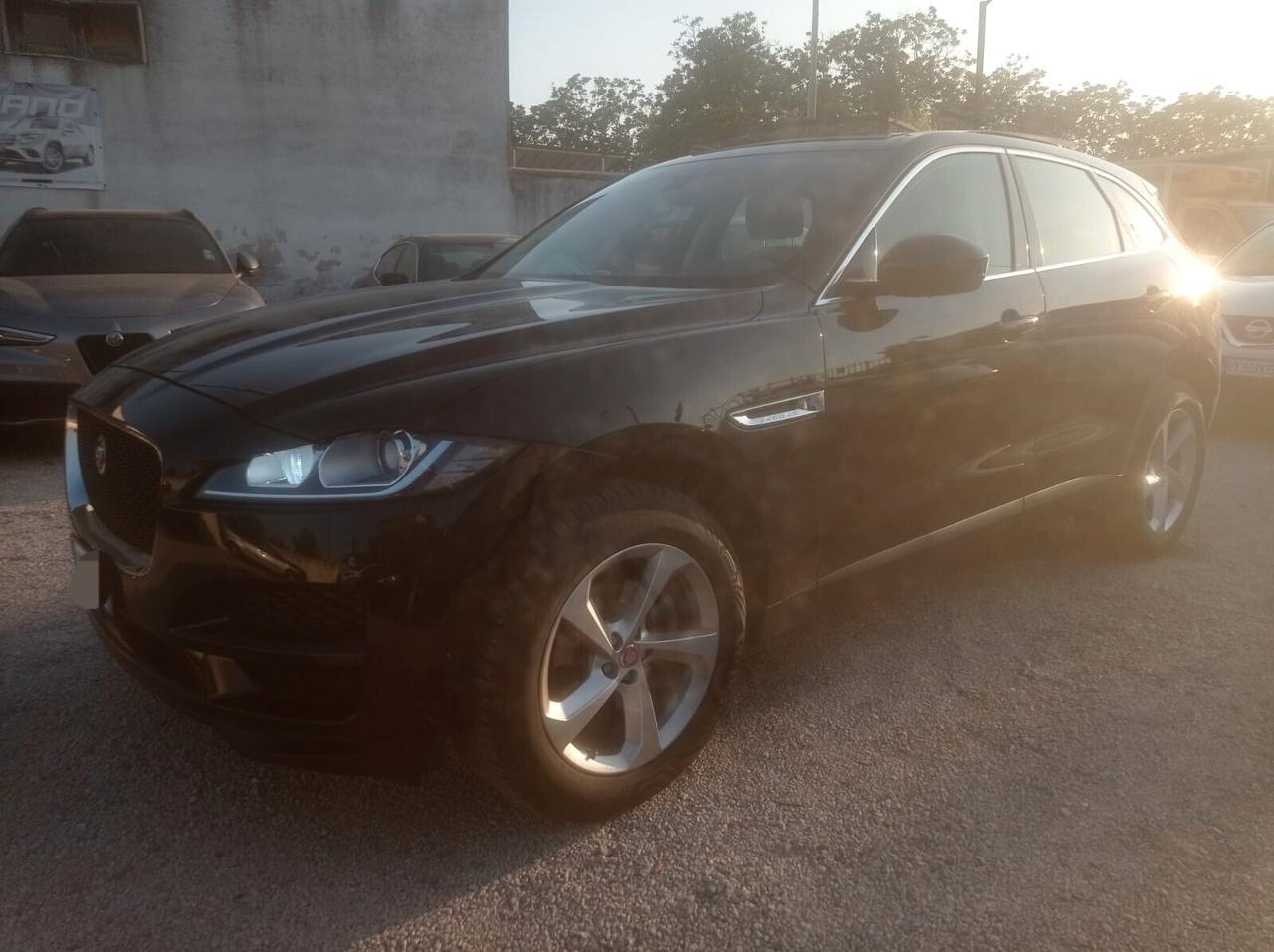 Jaguar F-Pace 2.0D 180 CV AWD Portfolio- 2020