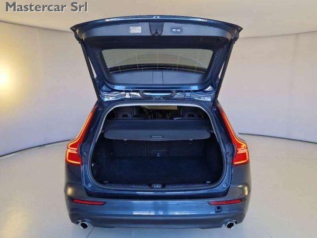 VOLVO V60 2.0 B4 197cv Auto MOMENTUM PRO - GK864FV
