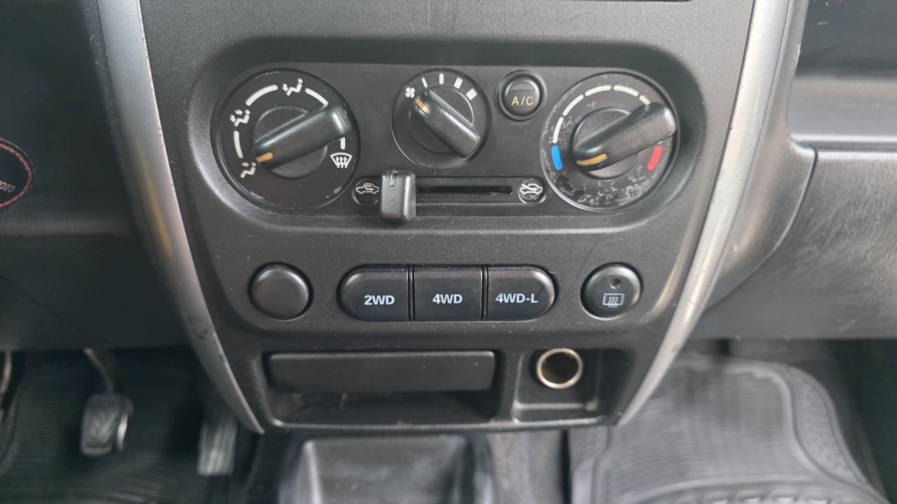 Suzuki Jimny 1.5 DDiS cat 4WD JLX