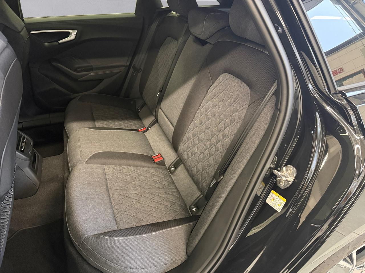 AUDI A5 AVANT - A5 AVANT TFSI 150 KW S TRONIC S LINE MY25