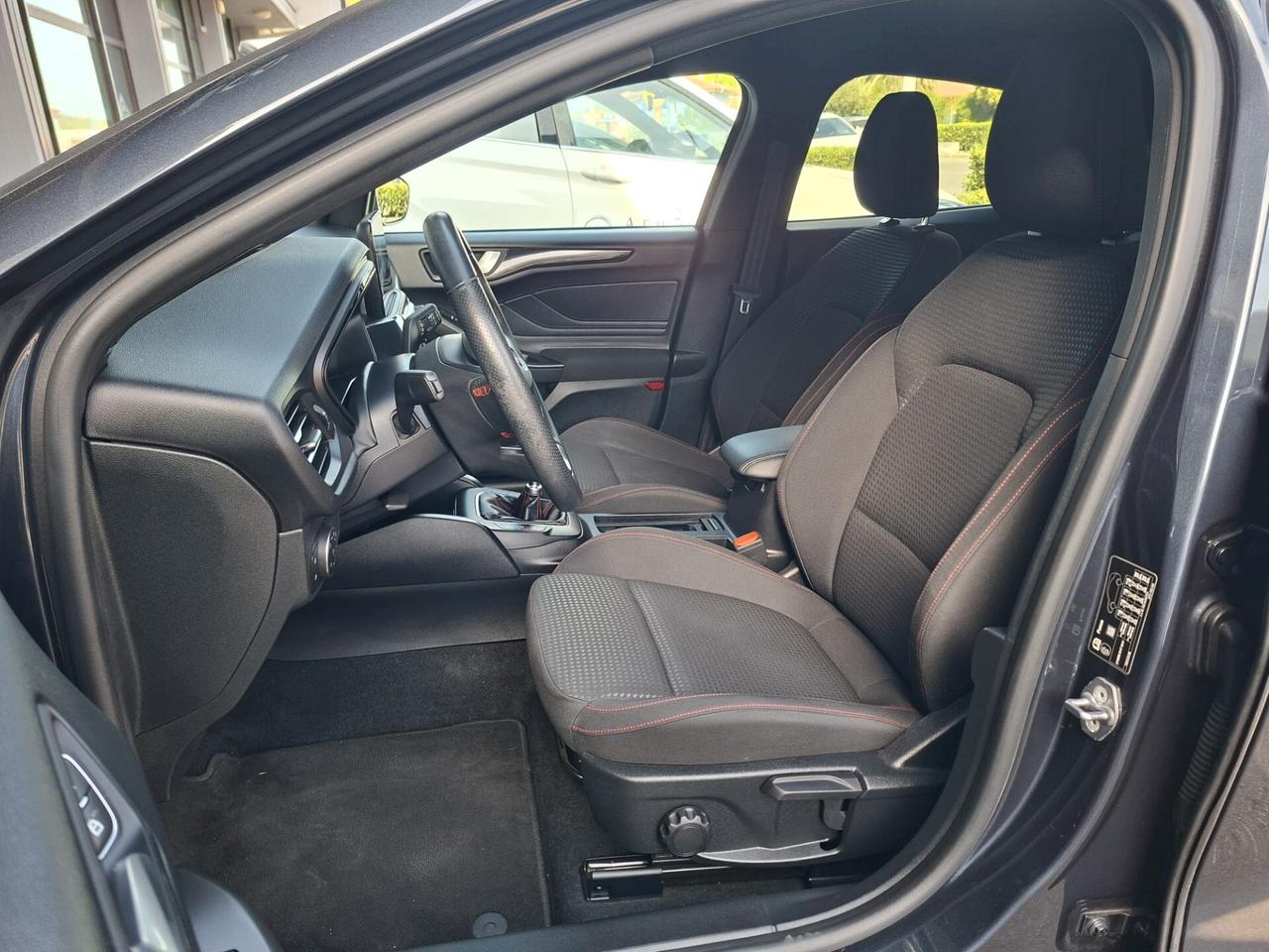 Ford Focus EcoBoost Hybrid 125 CV 5p. ST-Line S