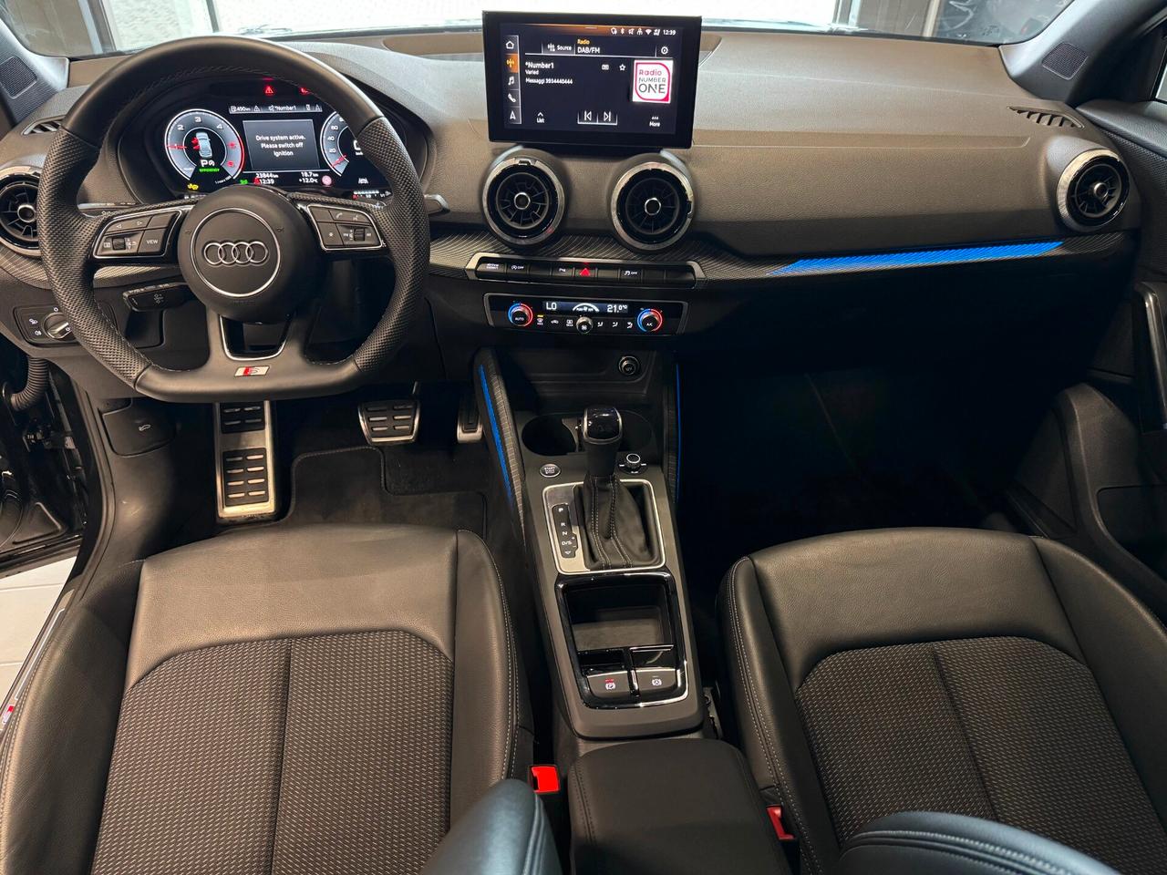 AUDI Q2 Q2 35 TDI S tronic Identity Black