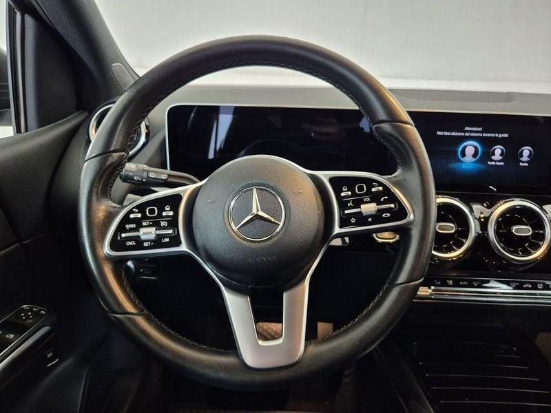 Mercedes-Benz Classe B - W247 2018 Diesel B 180 d Sport auto