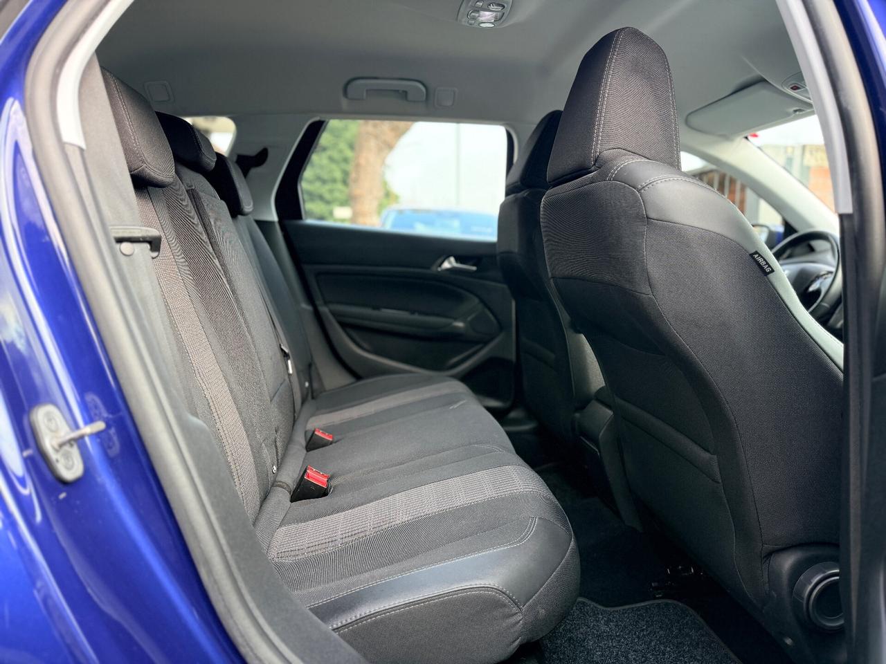 Peugeot 308 BlueHDi 130 S&S EAT8 SW Allure