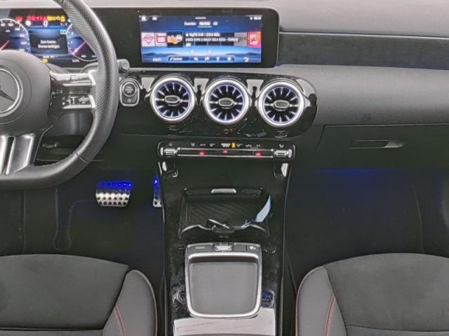 MERCEDES Classe A 180 Automatic Premium AMG MILD HYBRID