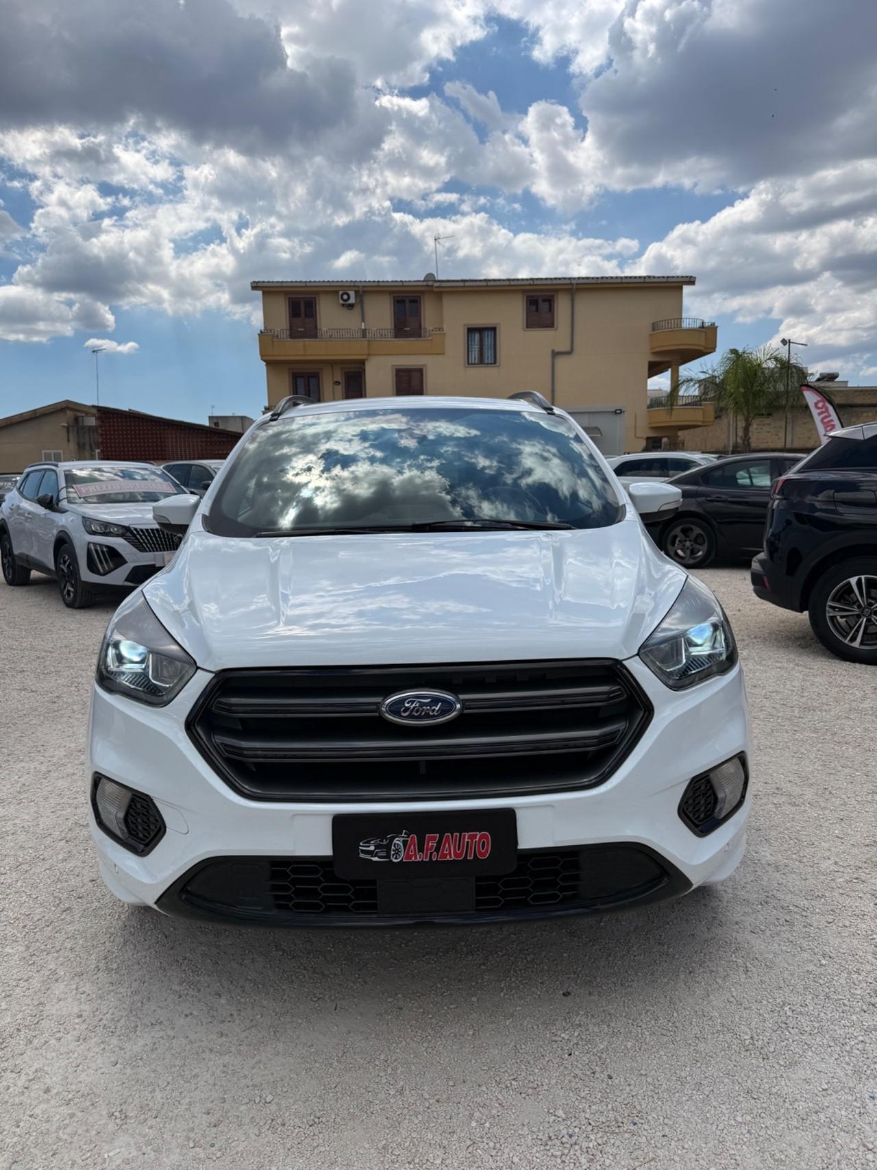 Ford Kuga 2.0 TDCI 150 CV S&S 4WD Titanium