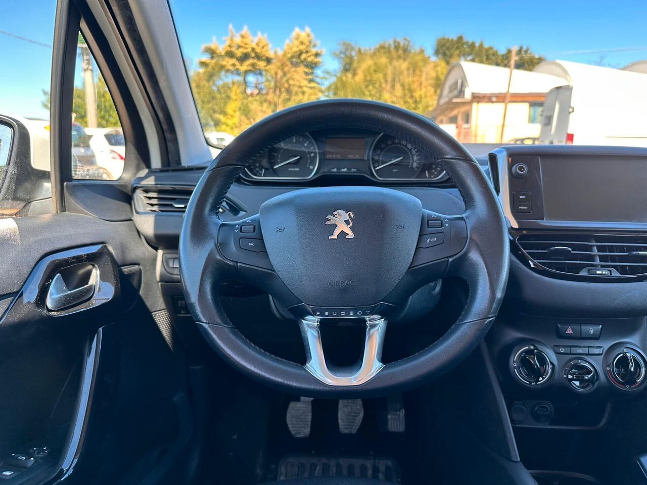 Peugeot 208 BlueHDi 75