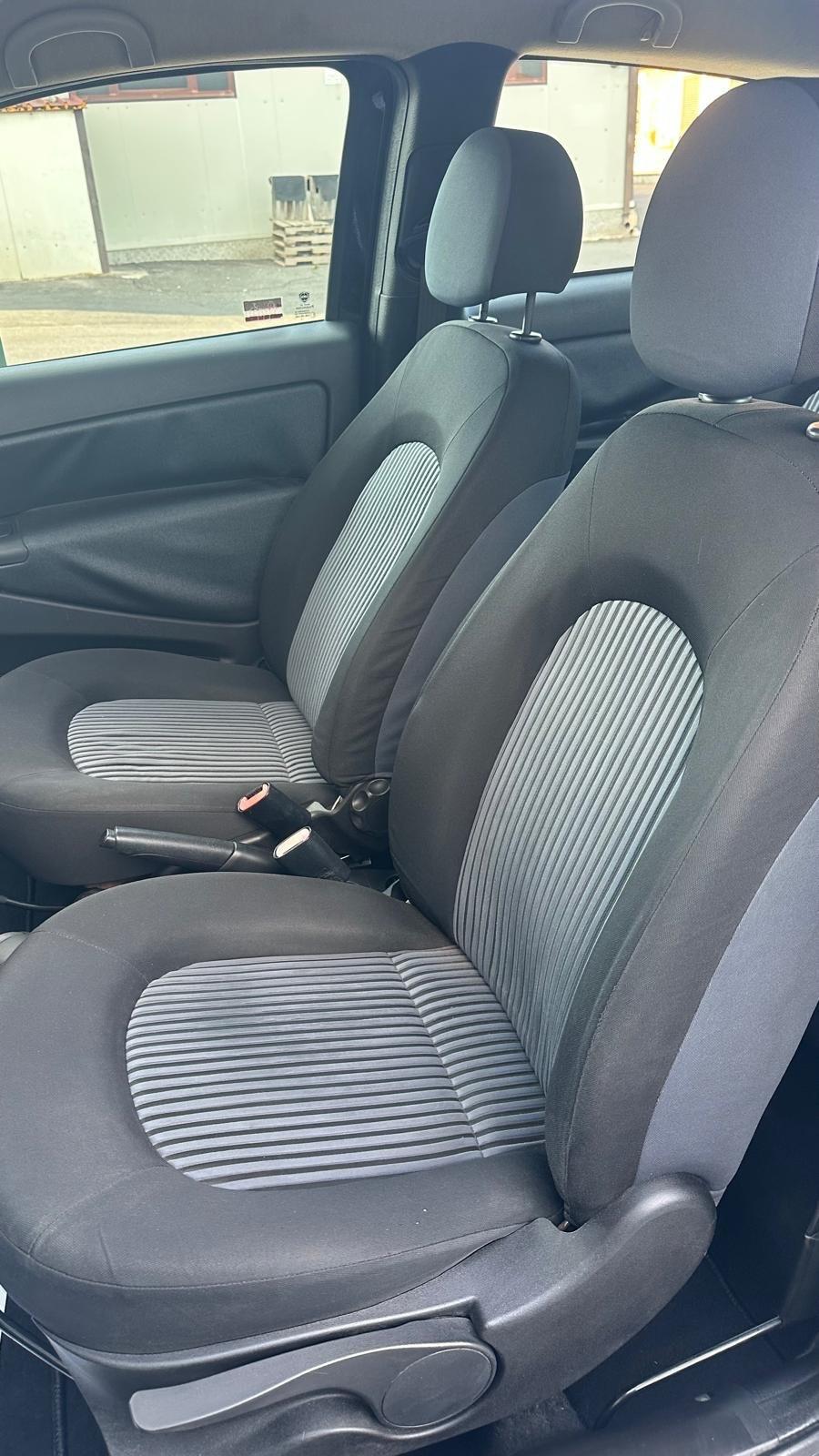 Lancia Ypsilon 1.2 Versus