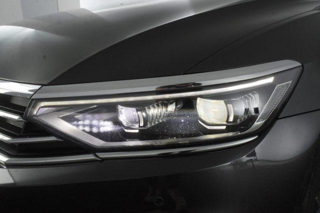 VOLKSWAGEN Passat Passat 1.6 TDI DSG Business BlueMotion Technology