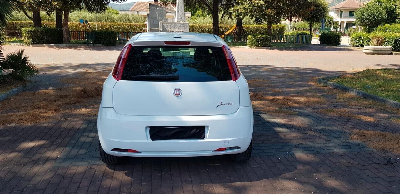 Fiat Grande Punto 1.3 MJT 90 CV 5 porte cruise control,cerchi in lega da 16, mp3,usb,comandi al volante