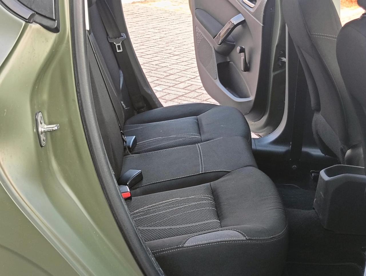 Peugeot 208 1.4 HDi 68 CV 5 porte Allure..CELL 320 147 1147 WUATSAPP 3276540940